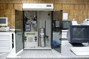 Quantachrome NOVA 1000 Surface Area and Pore Size Analyzer